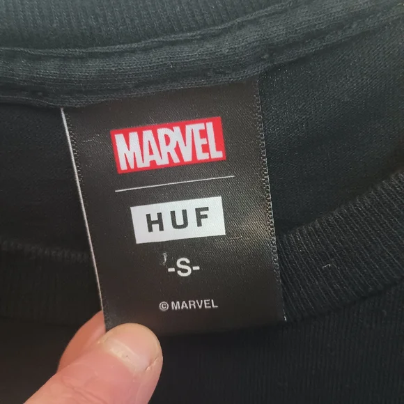Huf X Marvel Comics Spiderman Graphic T Shirt Adult Small Black Suit Spiderverse - Picture 7 of 9